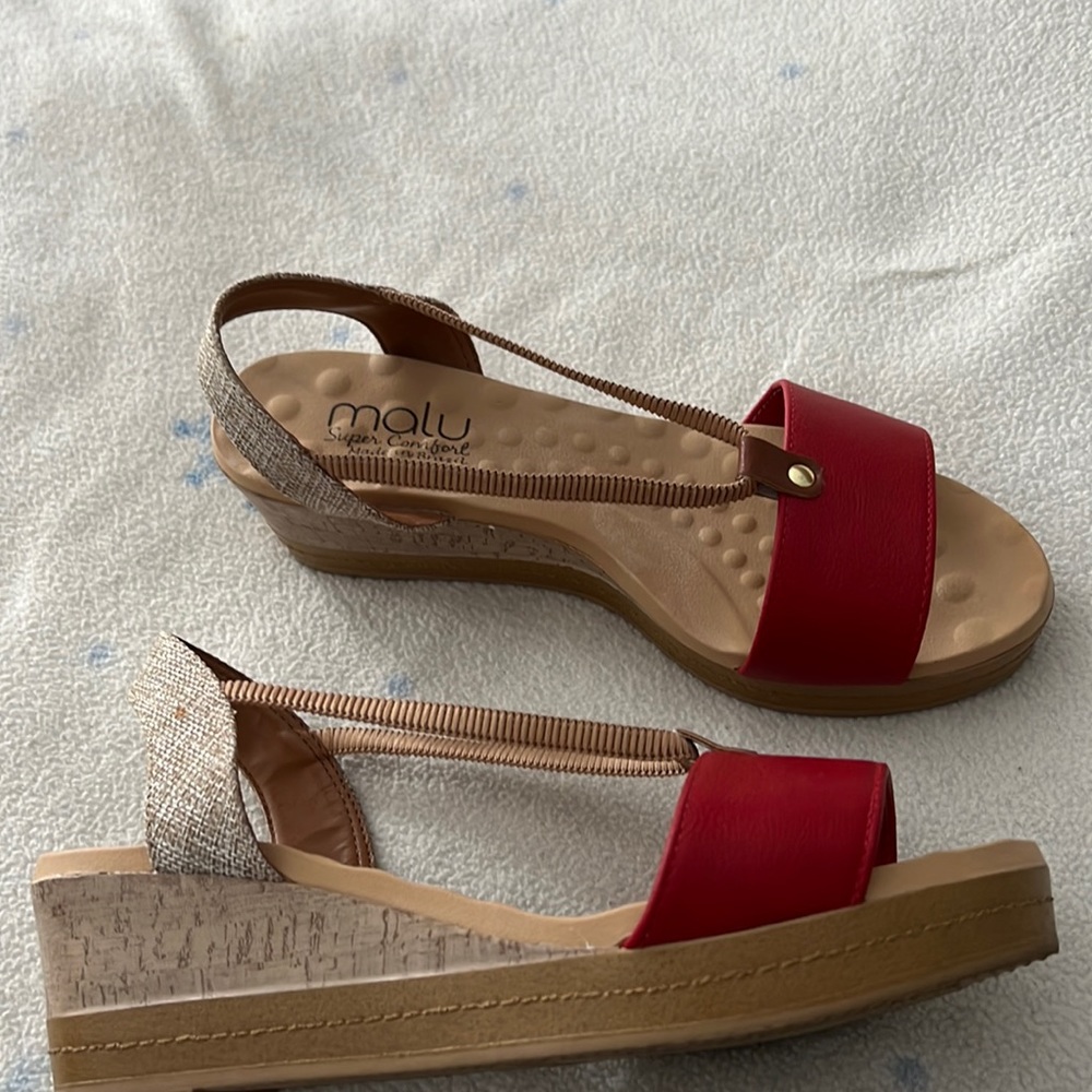 Women sandals